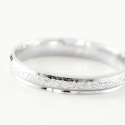 Alliance Caroline Sablee Ruban Plat Or Blanc