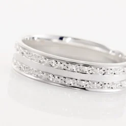 Alliance Satine Diamantee Ruban Plat Or Blanc