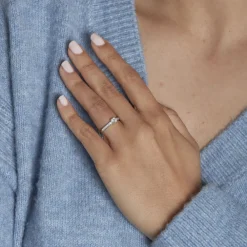 Bague Solitaire Accompagné Aramis Or Blanc Diamant Synthétique|Marc Orian Online