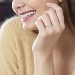 Bague Solitaire Francoise-marie Or Blanc Oxyde De Zirconium