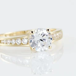 Bague Solitaire Or Jaune Oxyde De Zirconium