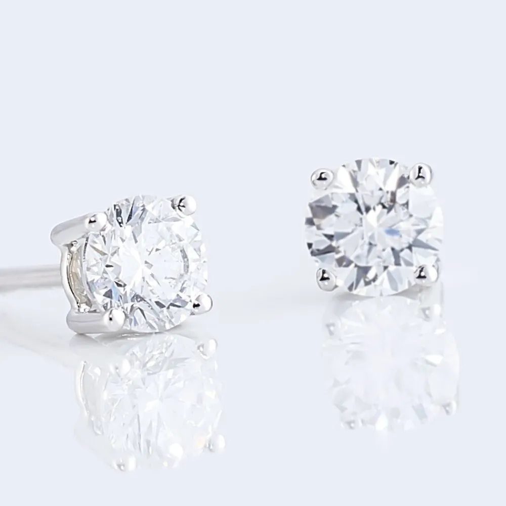 Boucles D'oreilles Puces 4 Griffes Or Blanc Diamant Synthetique|Marc Orian Sale