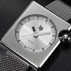 Montre Mach 2000 Mini Square Argenté|LIP Outlet