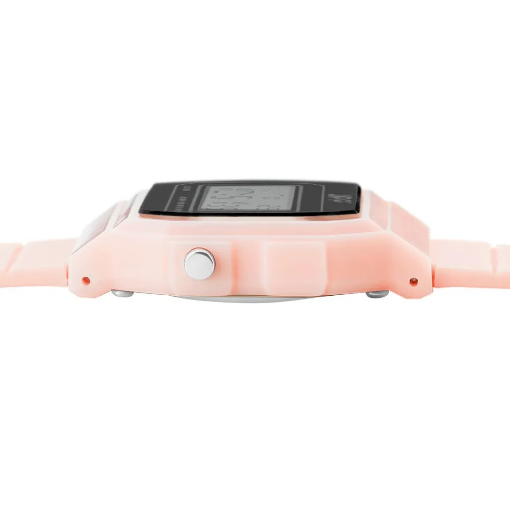Montre Square|UPP Clearance