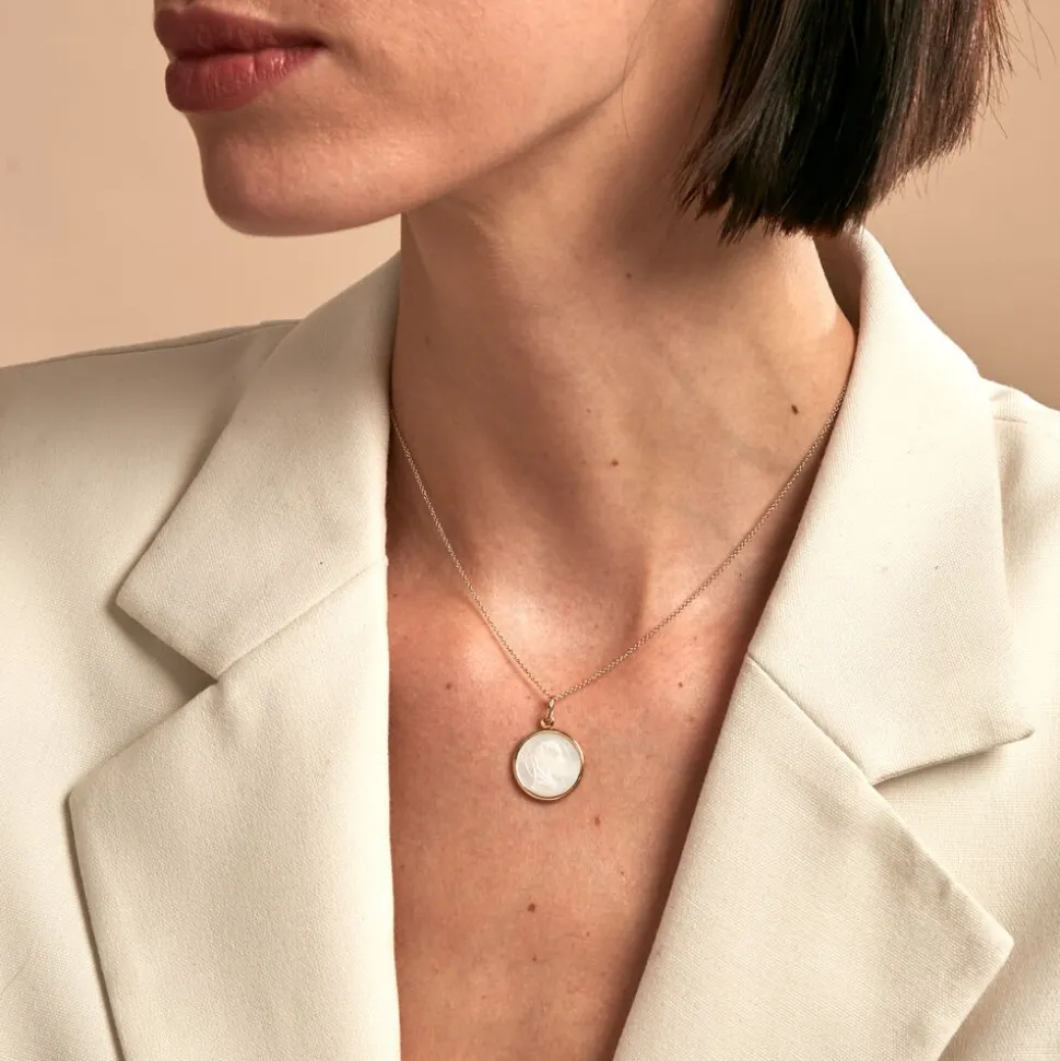 Pendentif Marie Or Jaune Nacre